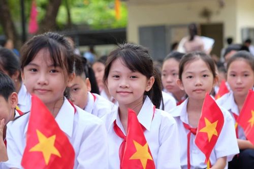 Dạy tăng cường tiếng Việt cho học sinh lớp 1 người Cơ tu