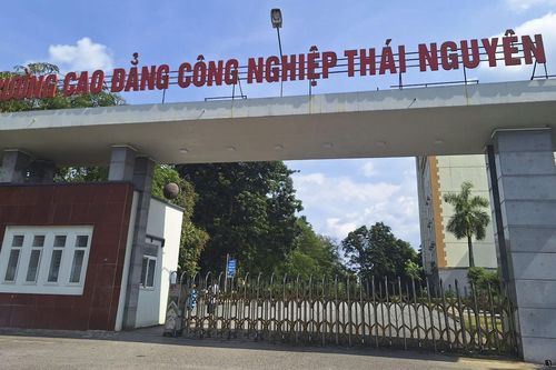 10 học sinh Trường Cao đẳng Công nghiệp Thái Nguyên đã được ra viện