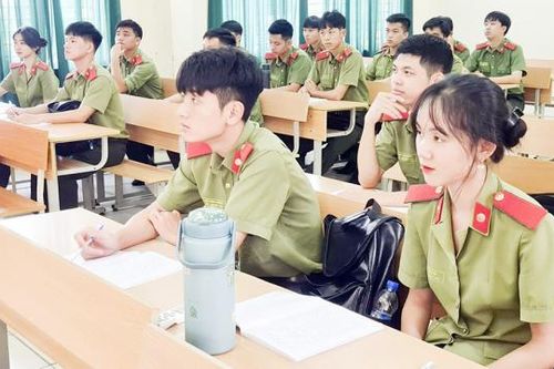 Có một trường đại học thanh xuân