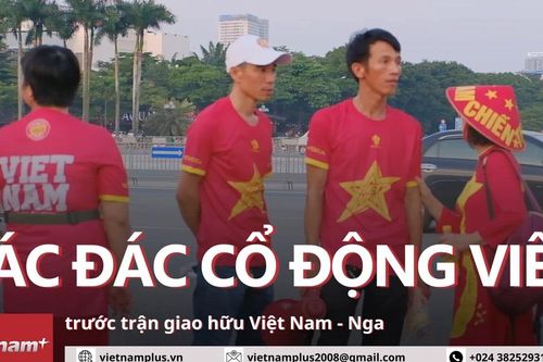 Không khí đìu hiu ngoài sân bóng, người bán hàng ế ẩm trước trận Việt Nam-Nga