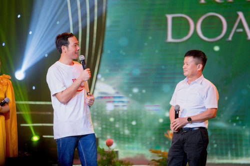 Ra mắt MV ca nhạc 'Biển gọi em về'