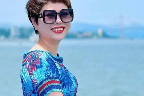 Streamer Hồng Phượng: Bán hàng Online là miếng bánh ngon nhưng khó nuốt