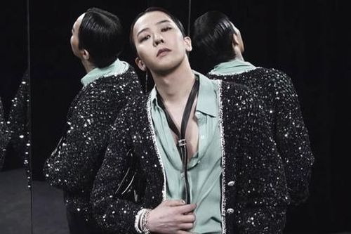 G-Dragon có hành động 'đánh tiếng' trước thềm comeback