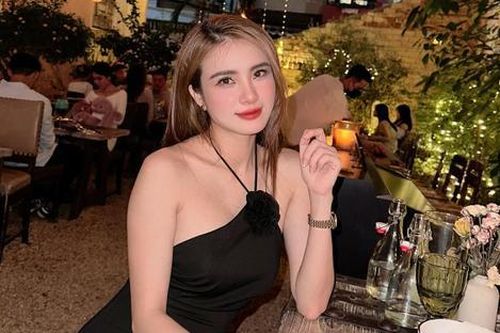 Em gái Công Vinh cầu tình duyên ở tuổi 35