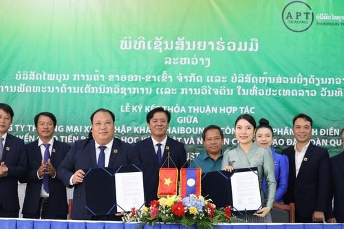 Bình Điền đẩy mạnh xuất khẩu phân bón NPK Đầu Trâu và chuyển giao tiến bộ kỹ thuật cho nông dân Lào