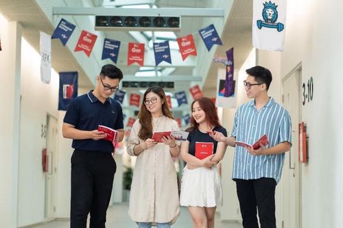 11 trường đại học Việt Nam được công nhận đạt chuẩn nước ngoài năm 2024