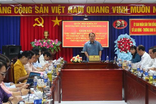Ứng dụng chuyển đổi số, đào tạo các ngành phục vụ cho sự phát triển kinh tế trong tương lai