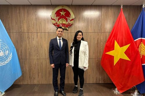 Gặp gỡ người phụ nữ gốc Việt đầu tiên du hành vũ trụ