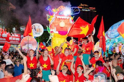 Góp sức cho Lễ hội Thành Tuyên