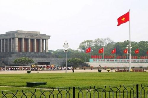 Đẩy mạnh chuyển đổi số trong quản lý khách vào Lăng viếng Bác
