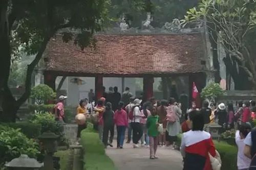 Hà Nội: 1/10 điểm đến lý tưởng cho du lịch một mình