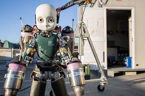 Italy thử nghiệm robot bay hỗ trợ cứu nạn