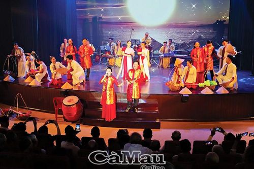 Còn đó những cánh chim không mỏi