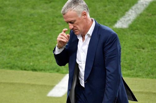 Deschamps sẵn sàng nhận chỉ trích