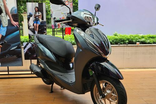 Honda Lead mới có thêm phanh ABS, giá từ 39,5 triệu đồng