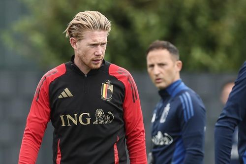 De Bruyne chỉ trích FIFA tham tiền