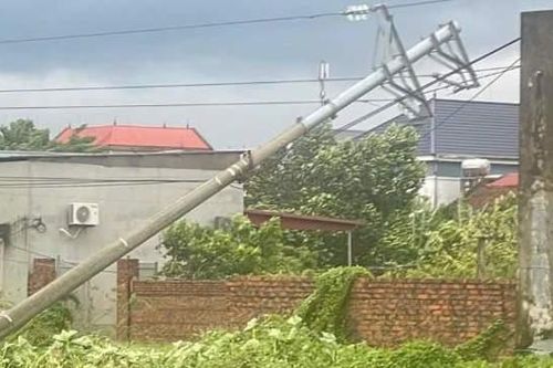 Bão Yagi đổ bộ mất điện diện rộng tại nhiều tỉnh thành