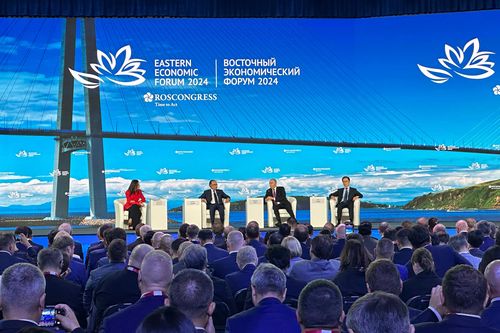 Hơn 300 thỏa thuận đã được ký kết tại Diễn đàn Kinh tế Phương Đông 2024