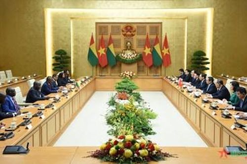 Thủ tướng Phạm Minh Chính hội kiến Tổng thống Cộng hòa Guinea-Bissau