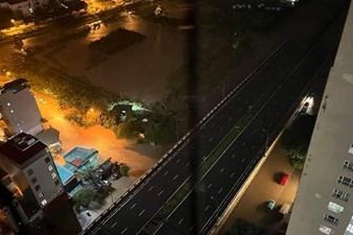 Ảnh hưởng hoàn lưu bão số 3, Hà Nội có mưa lớn gây ngập úng cục bộ
