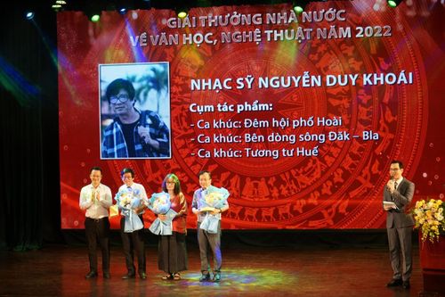 Gặp mặt, tôn vinh các cá nhân được trao tặng Giải thưởng Nhà nước, Giải thưởng Hồ Chí Minh năm 2022 và danh hiệu 'Nghệ sĩ nhân dân', 'Nghệ sĩ ưu tú' lần thứ 10