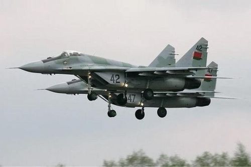 Liên tiếp phát hiện UAV lạ, Belarus ra lệnh máy bay chiến đấu xuất kích, người dân địa phương lo ngại