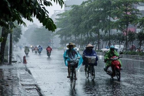 Mưa dông tại Hà Nội sẽ kèm gió giật mạnh tương đương như gió các cơn bão