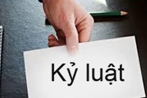 Phó trưởng công an thị xã bị kỷ luật vì quan hệ tình cảm với phụ nữ có chồng