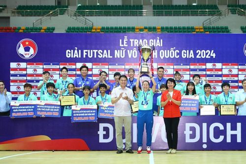 Giải futsal nữ VĐQG 2024: Thái Sơn Nam TPHCM lên ngôi với thành tích bất bại