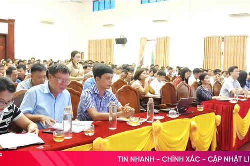 320 cán bộ Hương Sơn được trang bị kiến thức về công tác giảm nghèo
