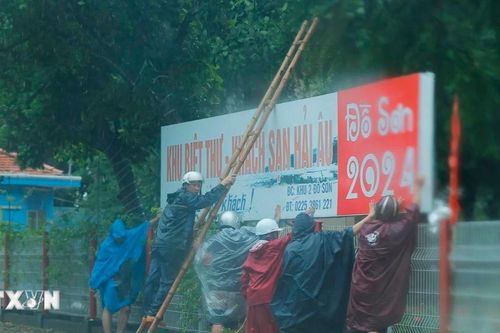 Bão số 3 có khả năng đi vào đất liền vào chiều nay, giật mạnh cấp 12
