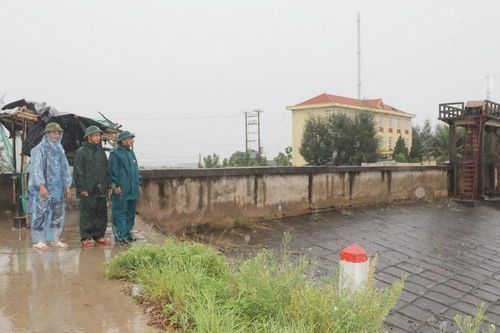 Bão số 3: Kiểm tra, động viên các lực lượng phòng, chống bão tại Ninh Bình