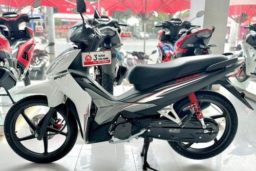 Giá xe Honda Wave RSX FI 2024 tháng 9/2024 rẻ như 'bèo', lấn át Wave Alpha và Future vì giảm giá
