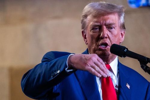 Ông Trump cam kết hạn chế sử dụng các biện pháp trừng phạt nếu đắc cử