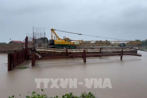 Bão số 3 Yagi: Thanh Hóa phòng, chống sạt lở đê sông Càn