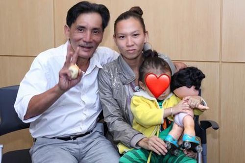 Cuộc sống vợ con Thương Tín ở quê nhà ra sao?