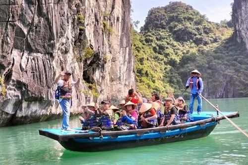 Quảng Ninh: Hỗ trợ khách du lịch trong thời gian bị ảnh hưởng bởi bão số 3