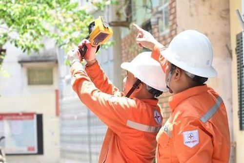Kịp thời ứng phó, khắc phục thiệt hại do bão số 3, sớm cung cấp điện trở lại phục vụ nhân dân