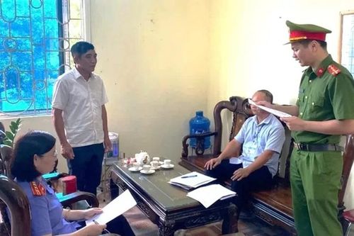 Ninh Bình: Bắt giam bí thư xã 'hô biến' máy cày đã qua sử dụng thành hàng mới để trục lợi