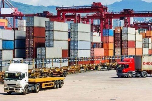 Bộ Tài chính: Sẽ trình chính sách dừng miễn thuế đối với hàng hóa nhập khẩu giá trị thấp trong quý IV