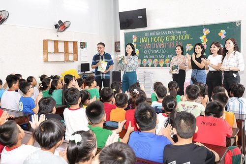 Rộn ràng bước vào năm học mới