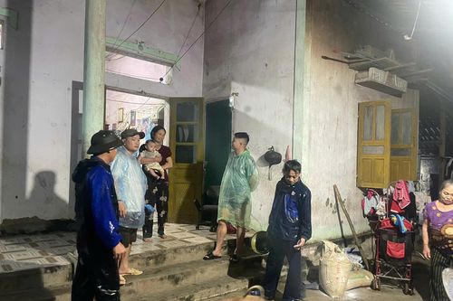 Kim Thượng di dân ở khu vực nguy cơ sạt lở đến nơi an toàn
