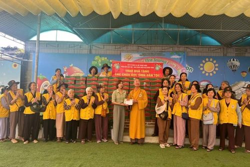Các đơn vị, tự viện khánh thành đường nông thôn, nhà tình thương và tặng quà tại các địa phương