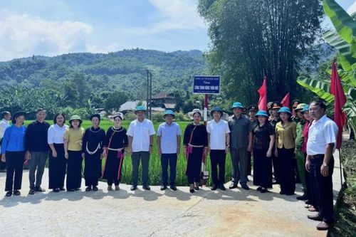 Công an Bắc Kạn huy động trên 3,4 tỷ đồng hỗ trợ xã Giáo Hiệu xây dựng nông thôn mới