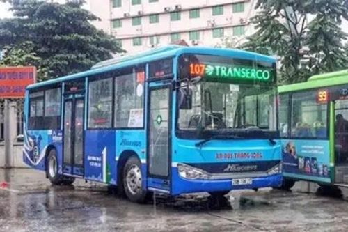 Dừng chạy toàn bộ tàu điện, xe buýt tại Hà Nội