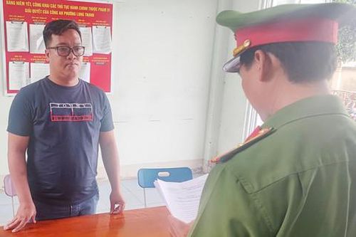 Chiếm đoạt hơn 2 tỷ đồng bằng chiêu lừa bán xe thanh lý hải quan