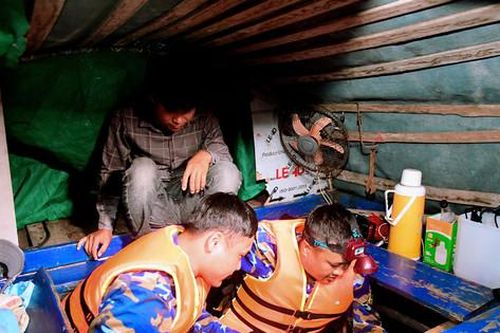 Gần 2.000 cán bộ, chiến sĩ Hải quân hỗ trợ nhân dân ứng phó với bão số 3