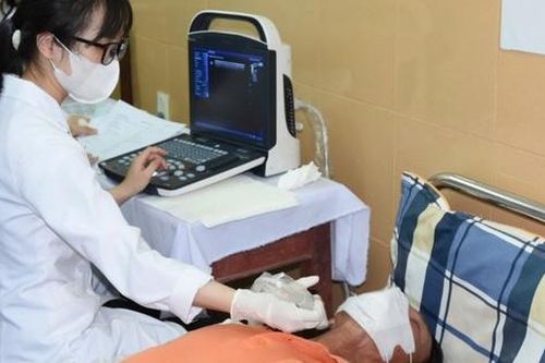 Chính sách thu hút bác sĩ cho ngành y tế Thừa Thiên Huế hiện ra sao?