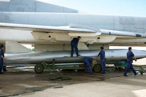 Bất thường trong những vụ tấn công tên lửa bằng máy bay ném bom chiến lược của Nga