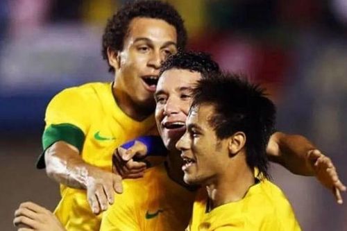 Đồng đội cũ Neymar dạt sang V-League ở tuổi 32